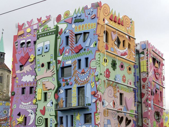 Haus by James Rizzi