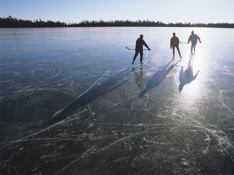 Discover the most beautiful skating rinks in the world in our picture gallery.