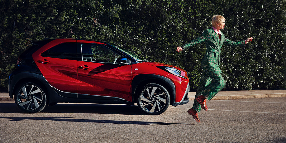 Toyota AYGO X 2022 HUB SOC IMG BTS 32