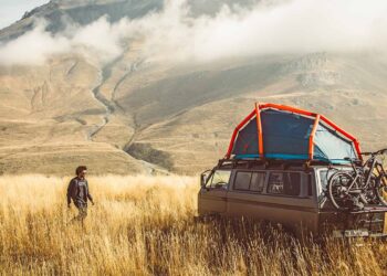 Book Hit the Road im Campervan