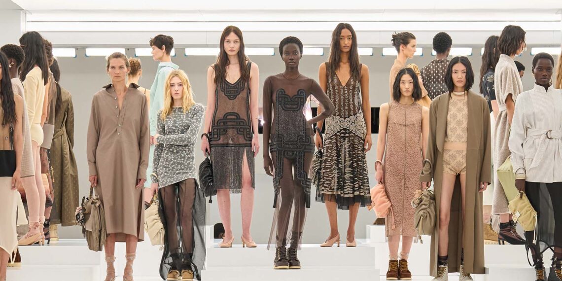 Fendi Frühling Sommer 2025: Der Traum eines Zeitreisenden