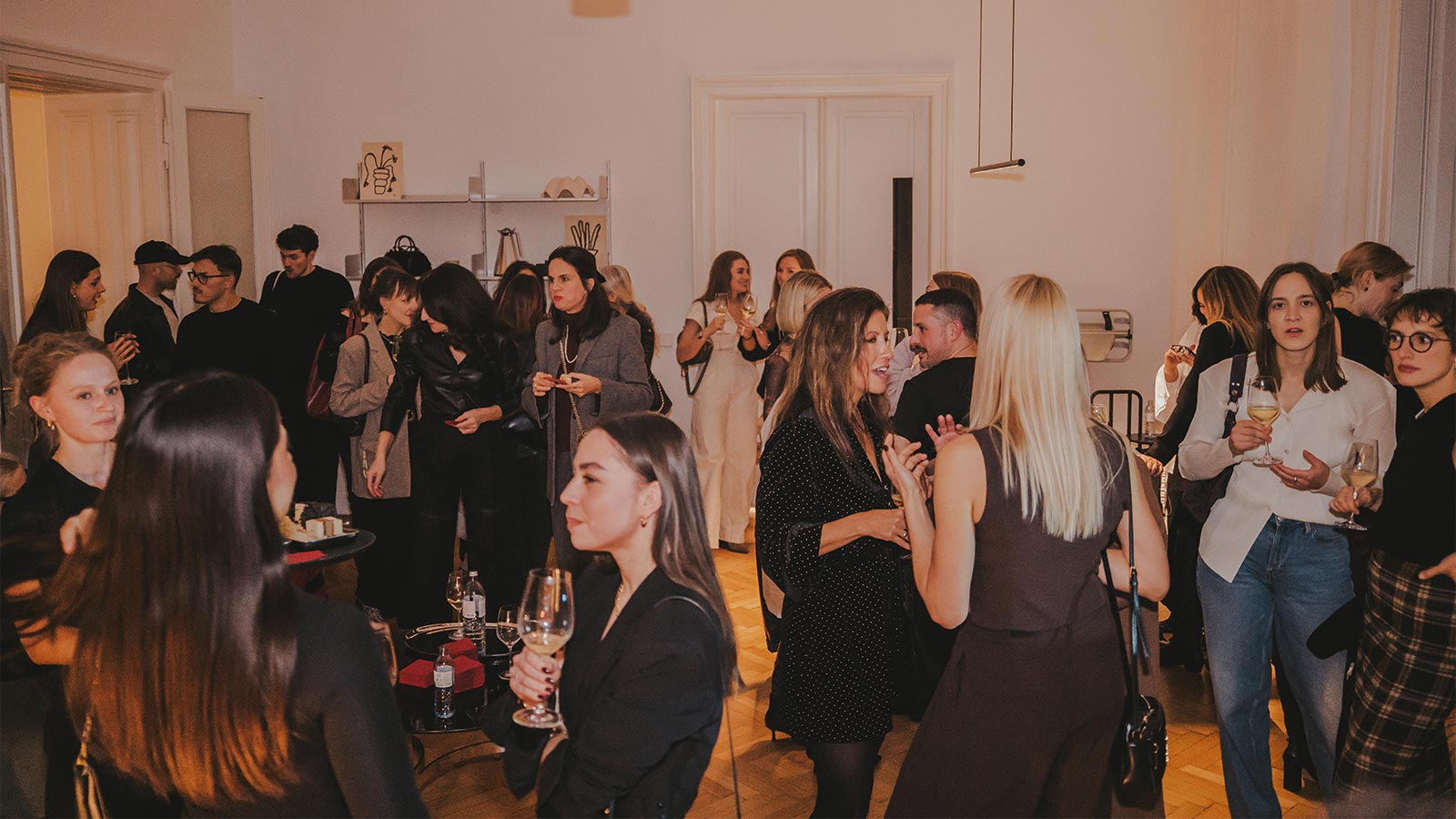 Faces & Friends: Der FACES Winter Cocktail in Wien