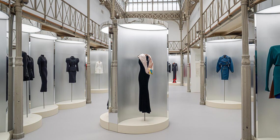 „Azzedine Alaïa, Thierry Mugler“ in der Fondation Azzedine Alaïa