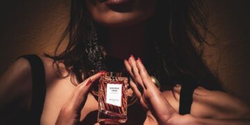 Elena Spirina von Anomalia Paris im Interview