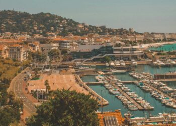 Filmfestspiele in Cannes: Haute Couture, Blitzlichtgewitter und ein stiller Star mit lauter Wirkung