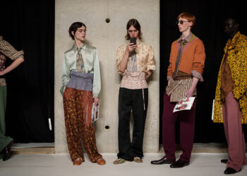 Dries Van Noten Menswear Herbst/Winter 2026/27: Kontrolliertes Chaos