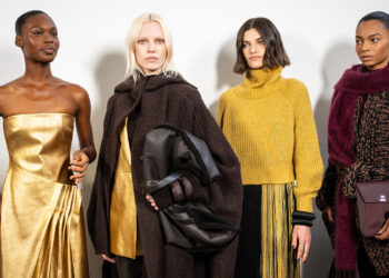 Akris Herbst/Winter 2026/27: Die Magie des Materials