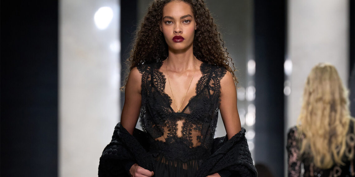 Dolce & Gabbana Womenswear Herbst/Winter 2026/27: Dark Times