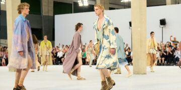 Dries Van Noten Men’s Frühling/Sommer 2027: Poetry in Motion