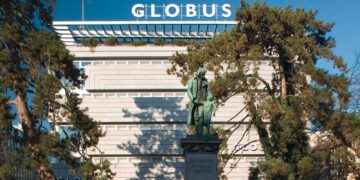 Gewinne zwei Plätze für die FACES x Globus Beauty & Fashion Night