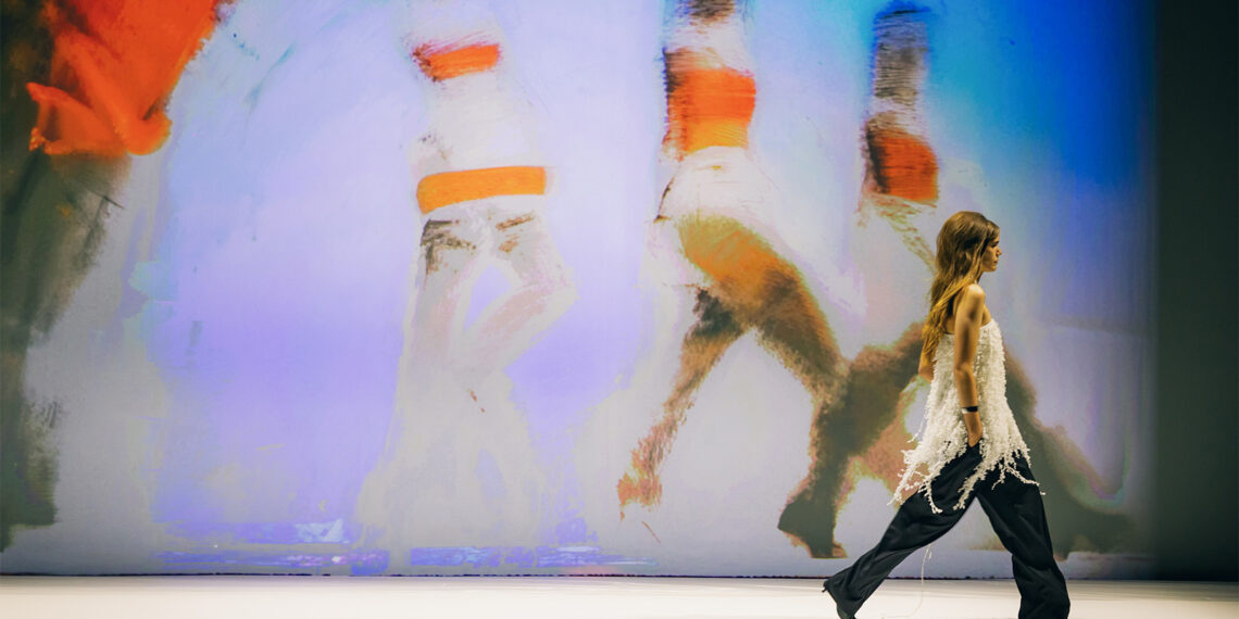 H&M&YOU&I Herbst-Winter 2026 bringt Anarchie-Energie zur LFW SS27