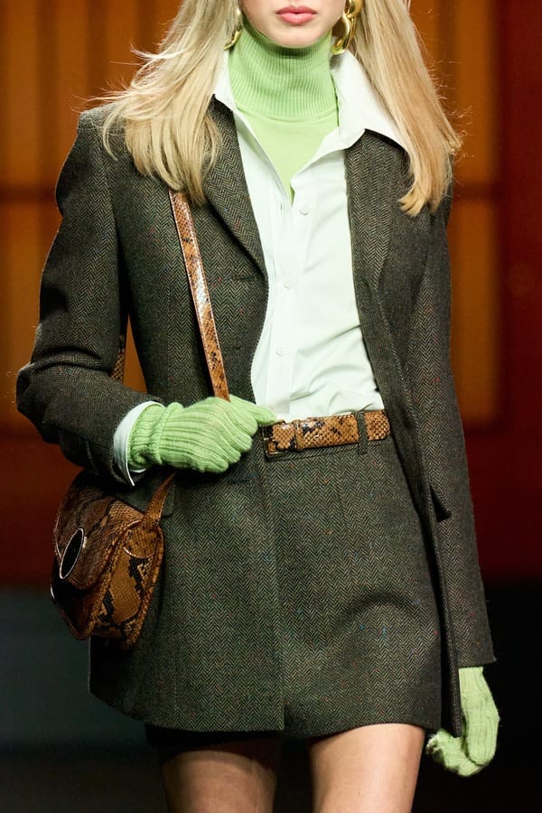 Fischgrat-Set aus Blazer und Minirock von Luisa Spagnoli